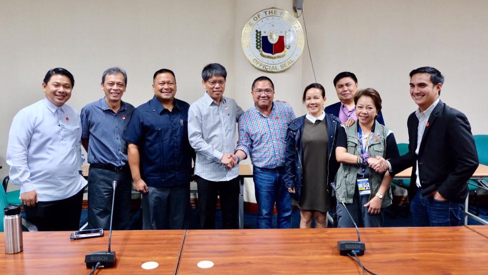 Sen. JV Conducted Meeting With The LTFRB and TNVS Representative.