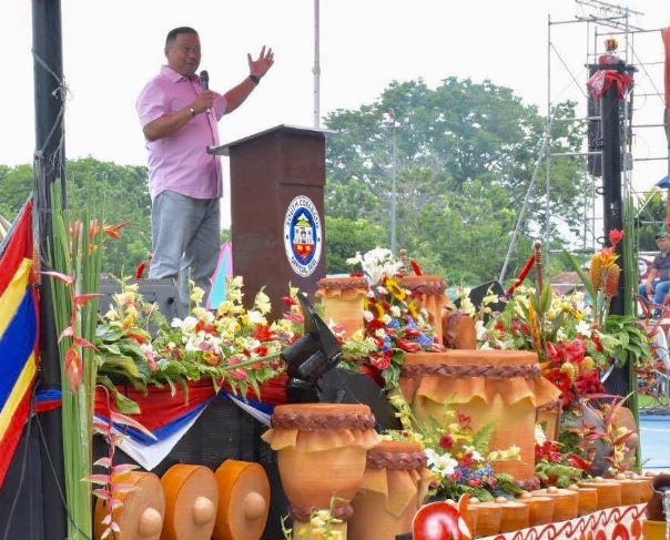 Senator JV Joins the 18th T’nalak Festival and the 51st Founding Anniversary of the Province of South Cotabato.